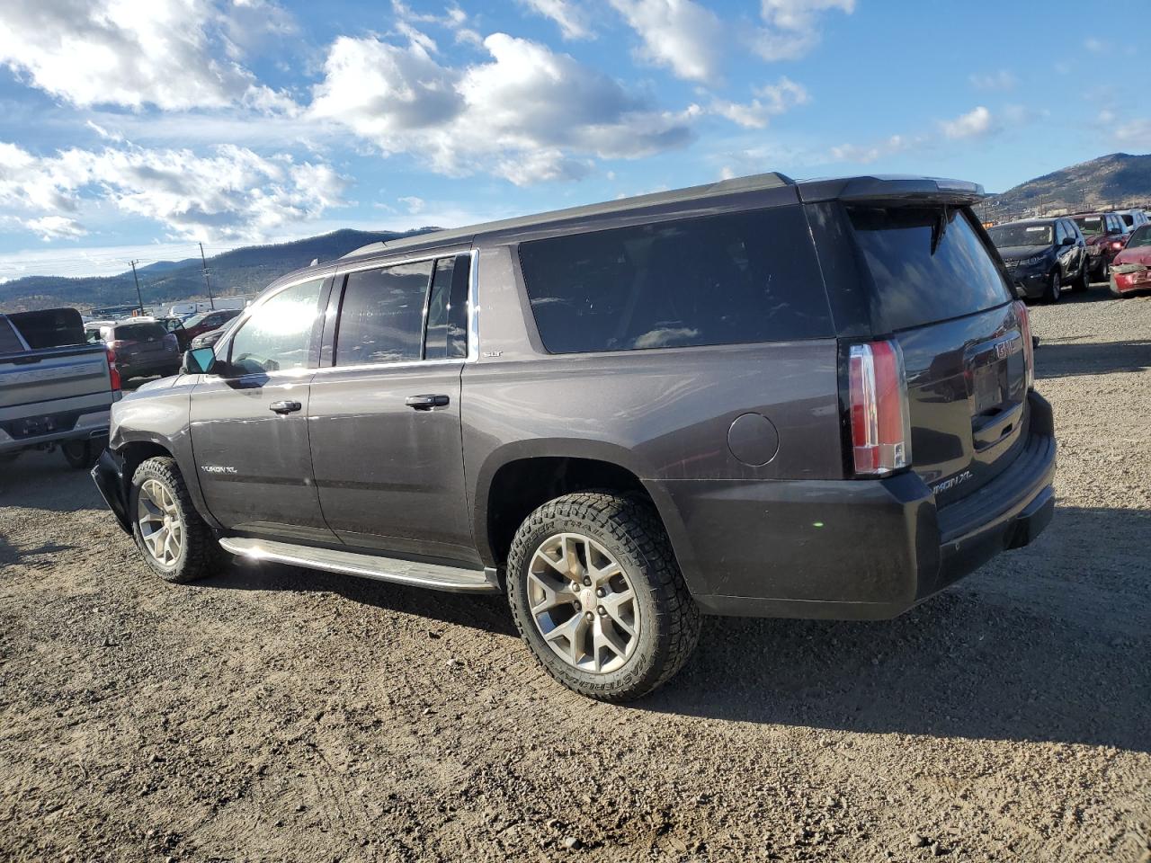 GMC YUKON K1500 SLT