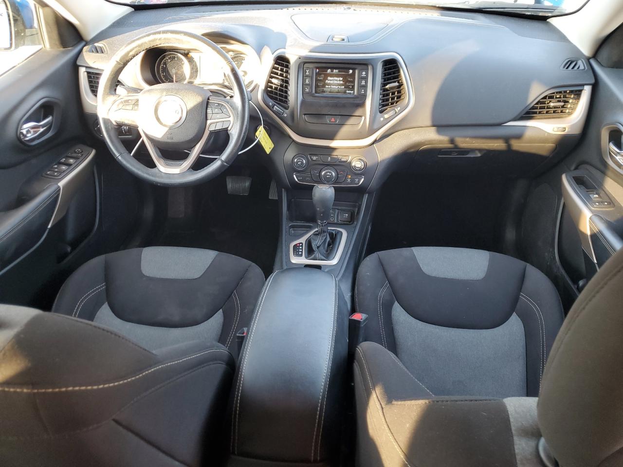 JEEP GRAND CHEROKEE LATITUDE