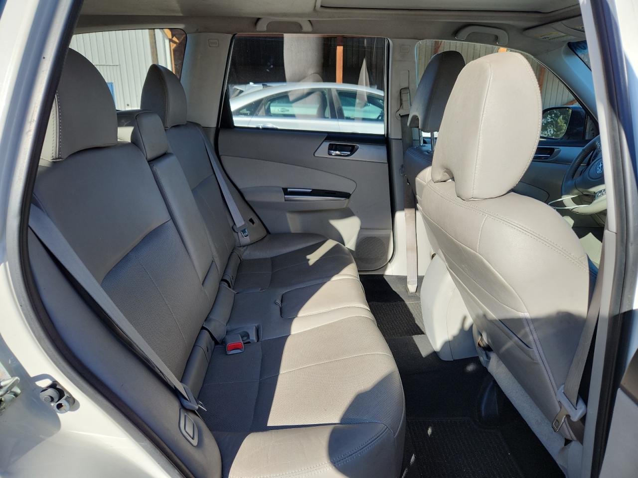 SUBARU FORESTER TOURING