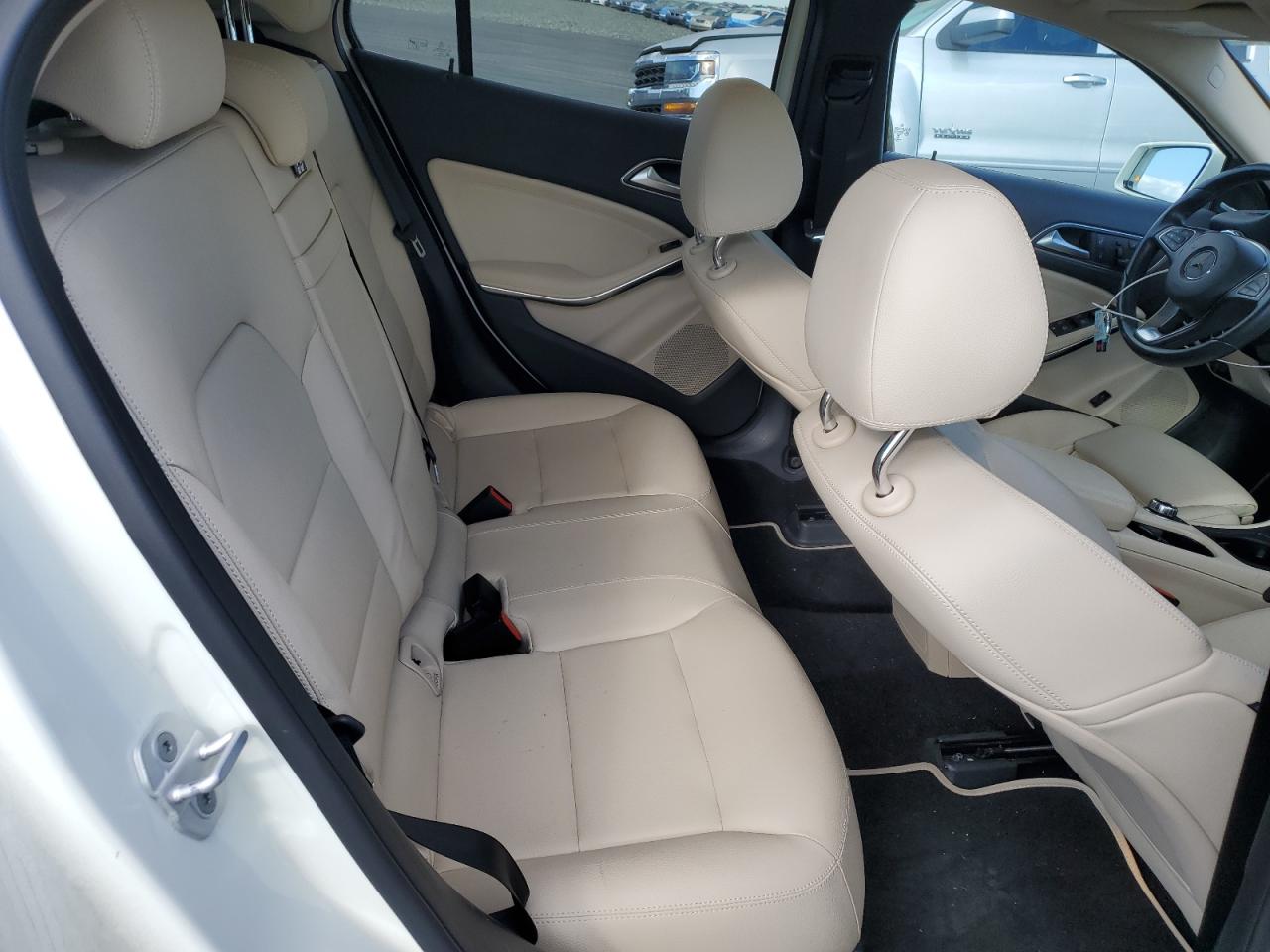 MERCEDES-BENZ GLA-CLASS 250 4MATIC