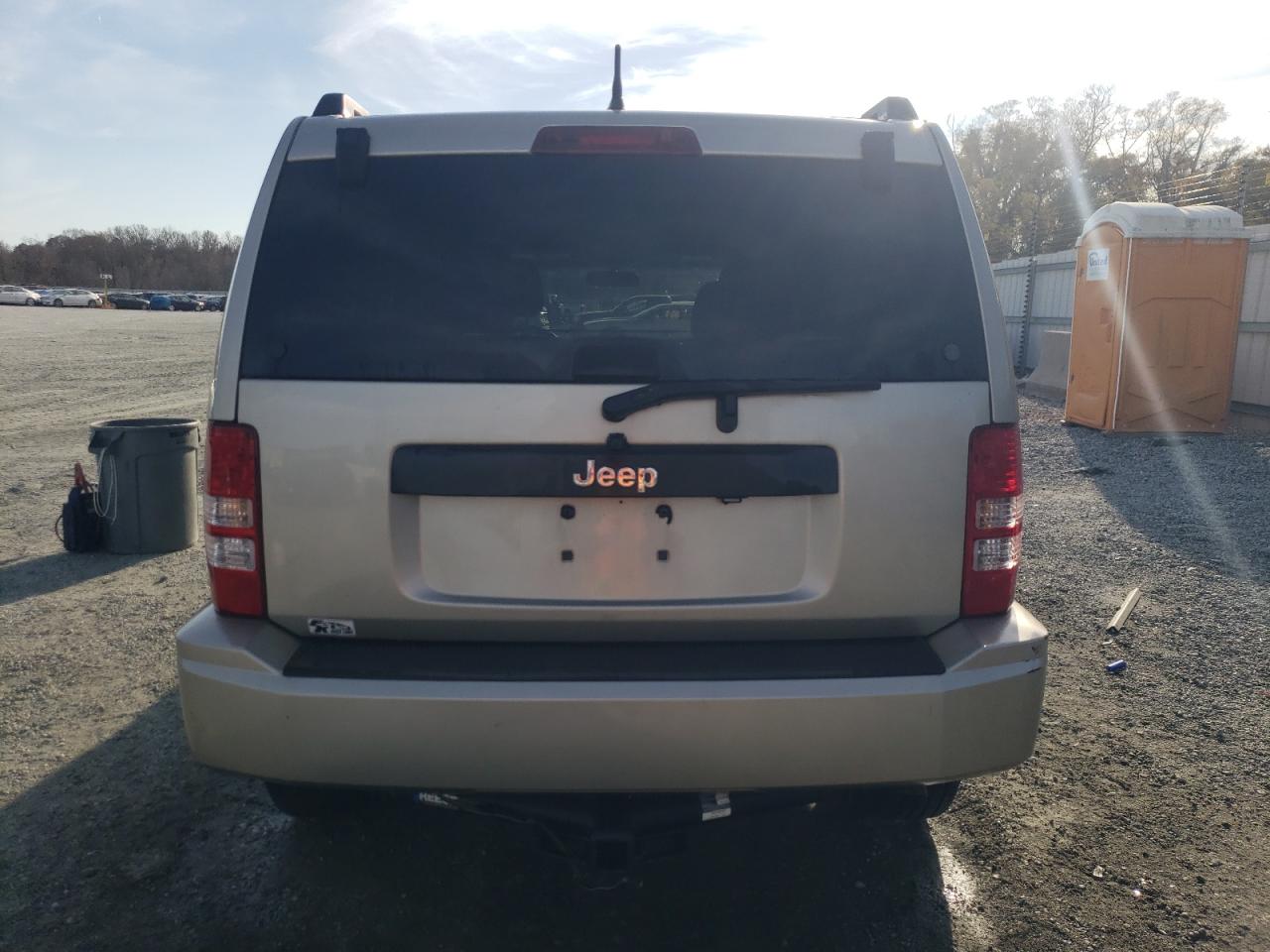 JEEP LIBERTY SPORT