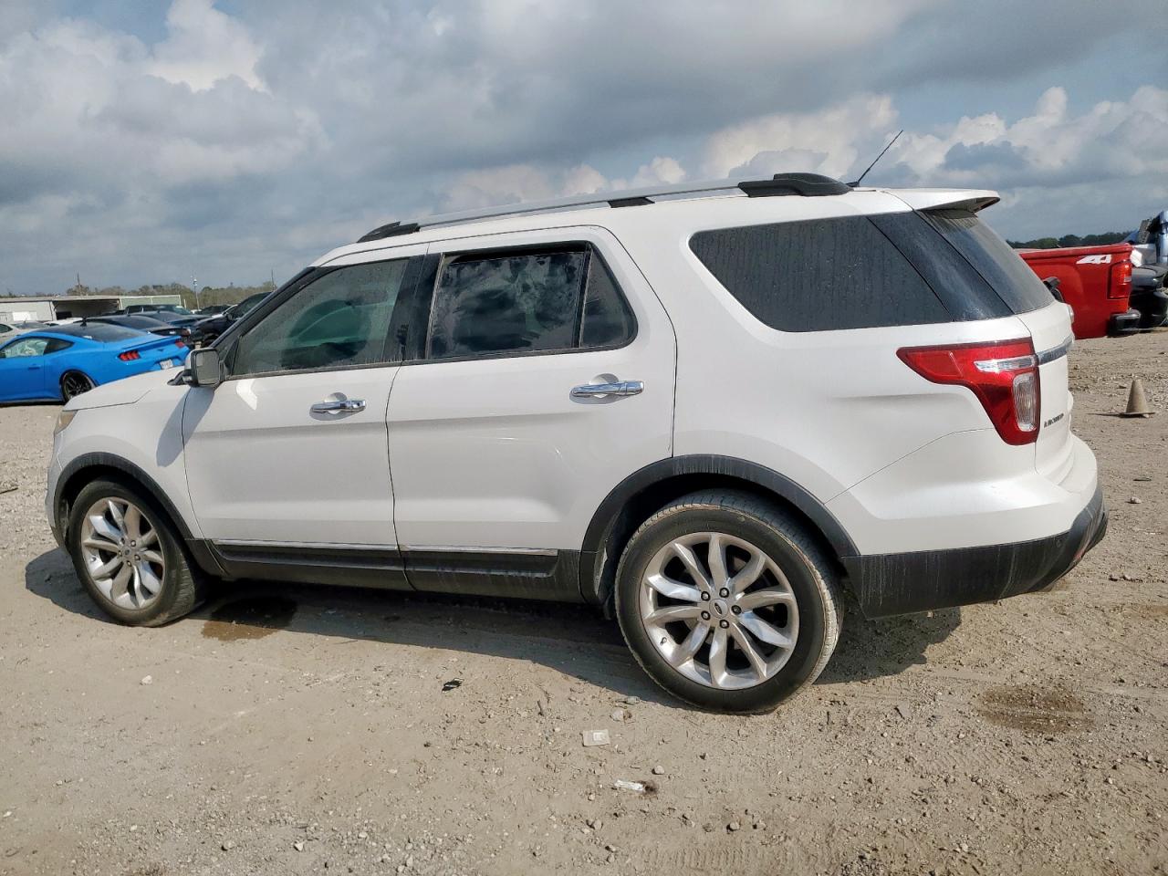 FORD EXPLORER LIMITED