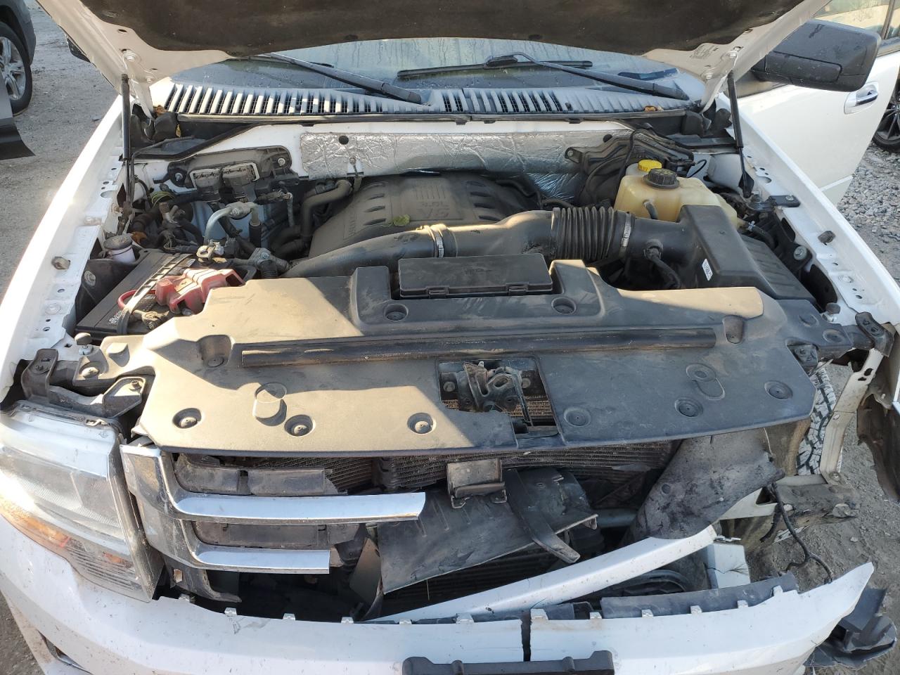 FORD EXPEDITION EL XLT