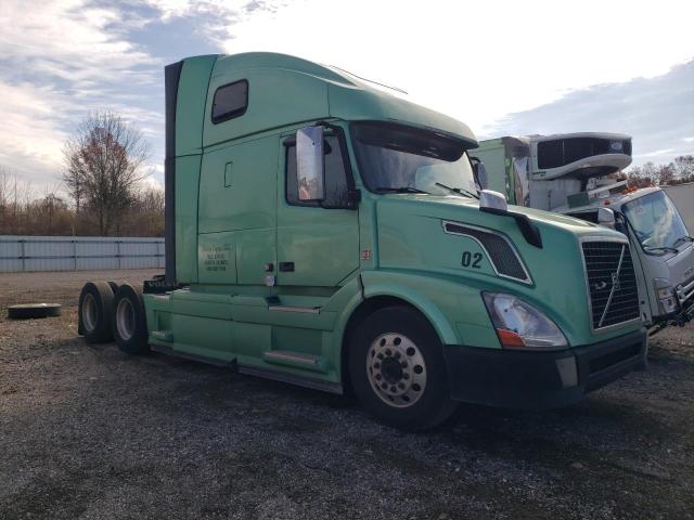 Global Auto Auctions: 2015 VOLVO VN VNL