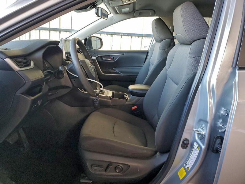 2025 TOYOTA RAV4 XLE #3312621160