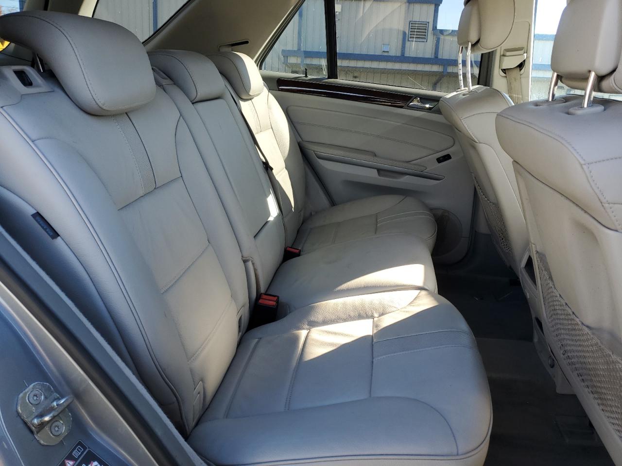 MERCEDES-BENZ M-CLASS 550 4MATIC