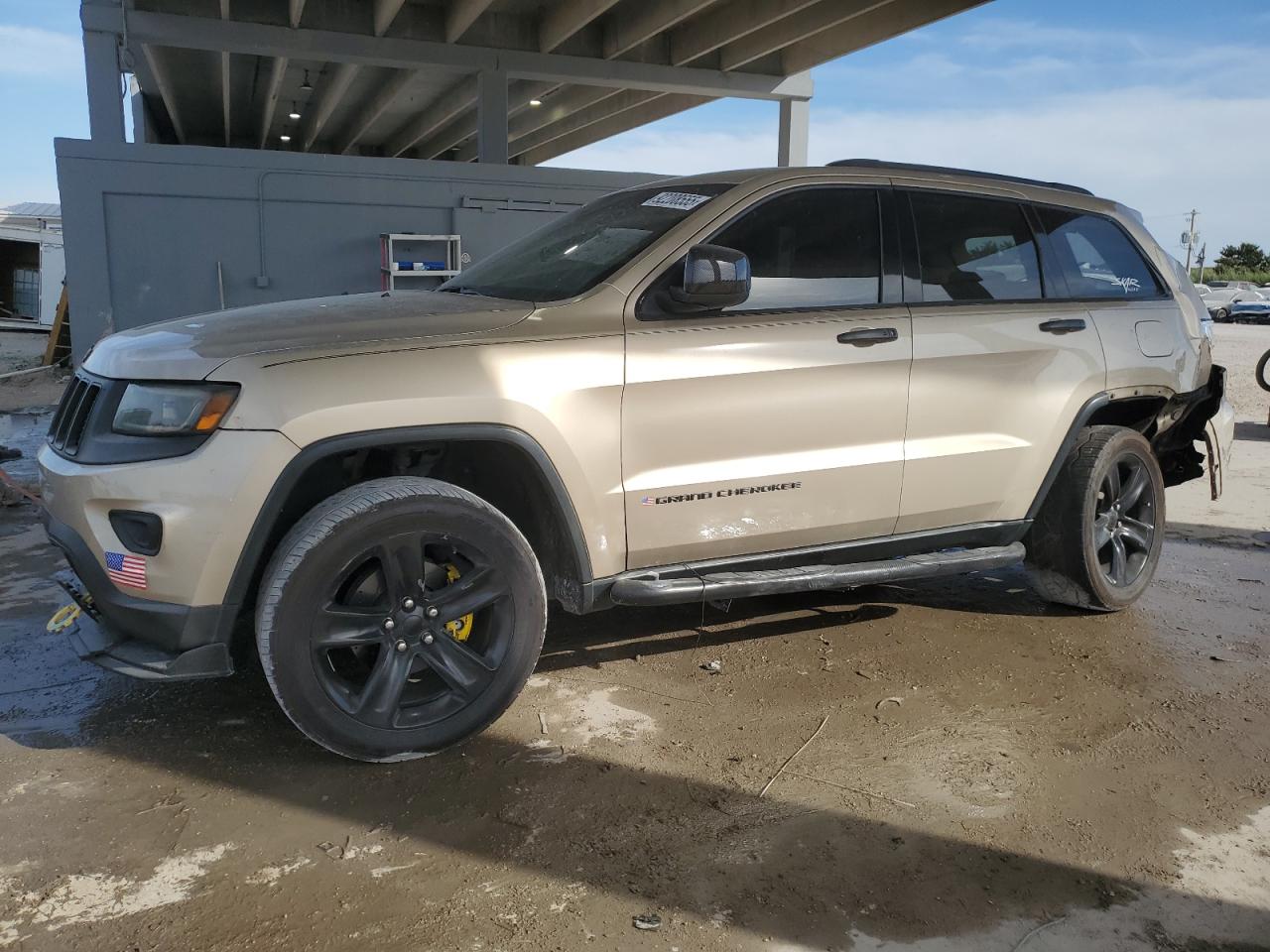JEEP GRAND CHEROKEE LAREDO