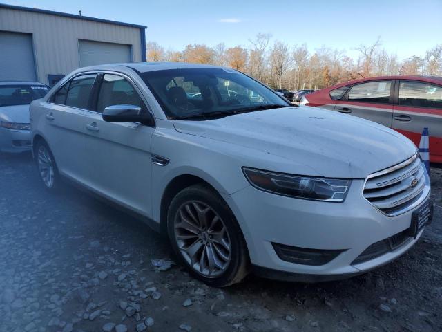 2016 FORD TAURUS LIM #3297875771