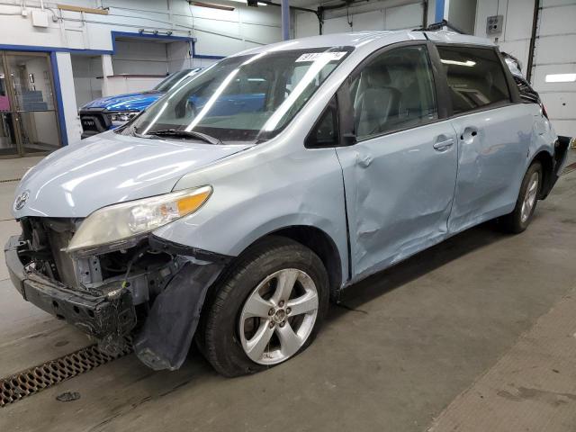 2017 TOYOTA SIENNA LE #3309706839