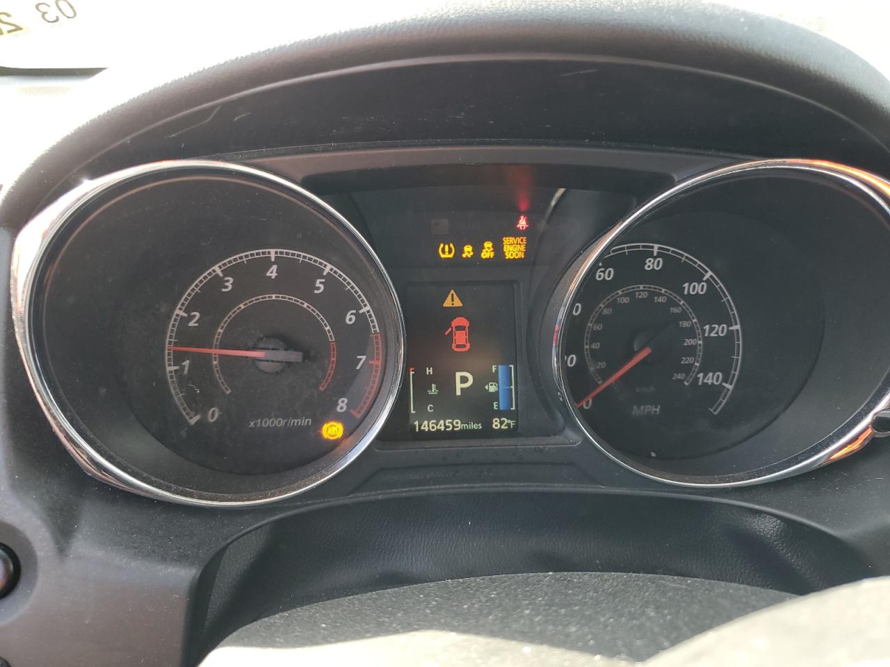 MITSUBISHI OUTLANDER ES