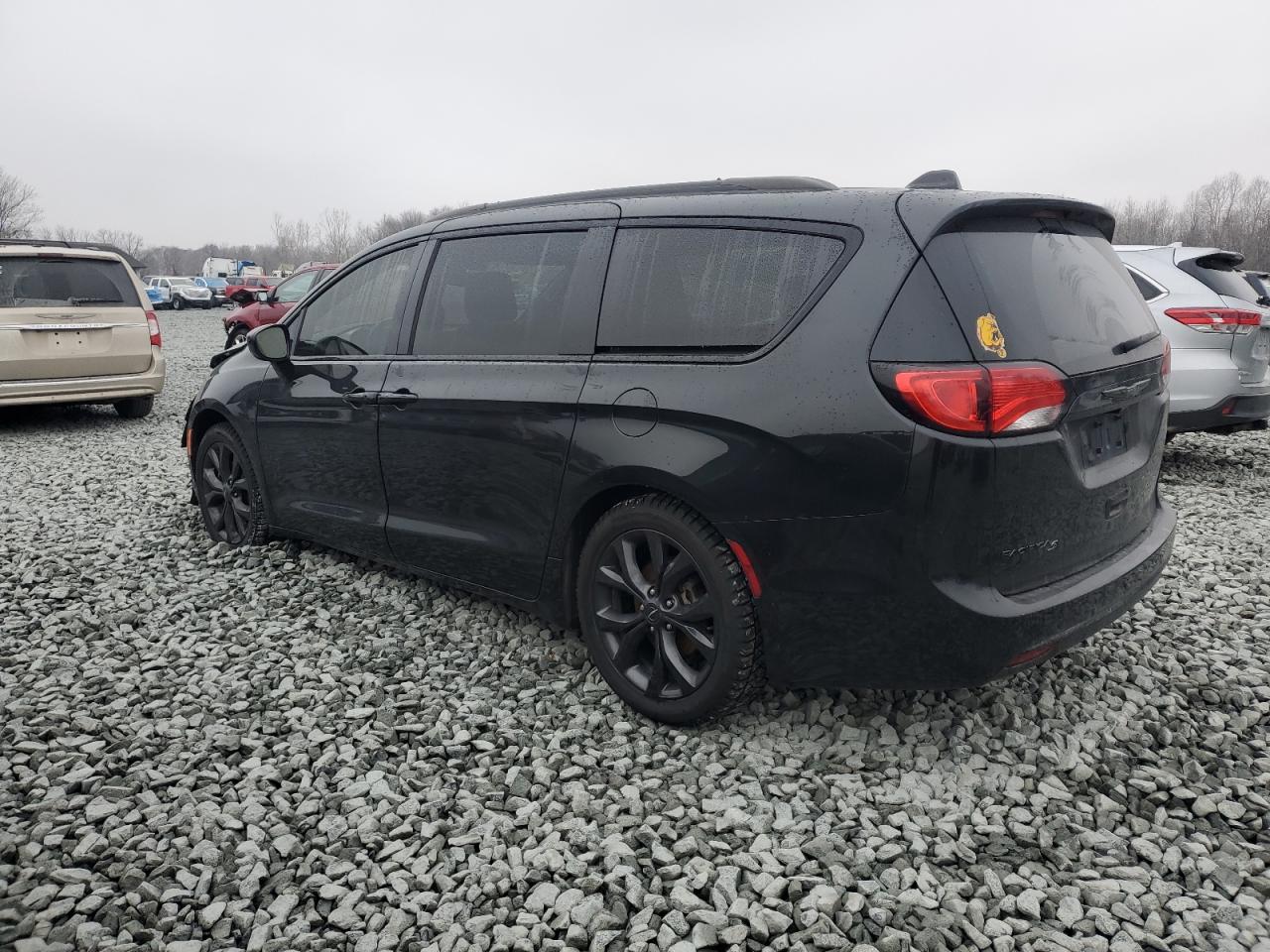 CHRYSLER PACIFICA TOURING L PLUS