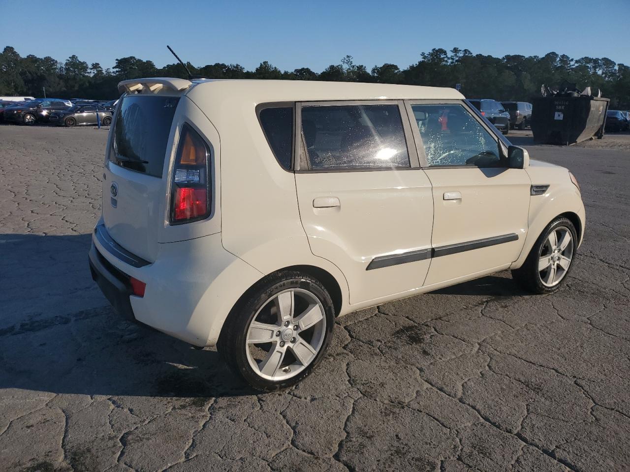 KIA SOUL +
