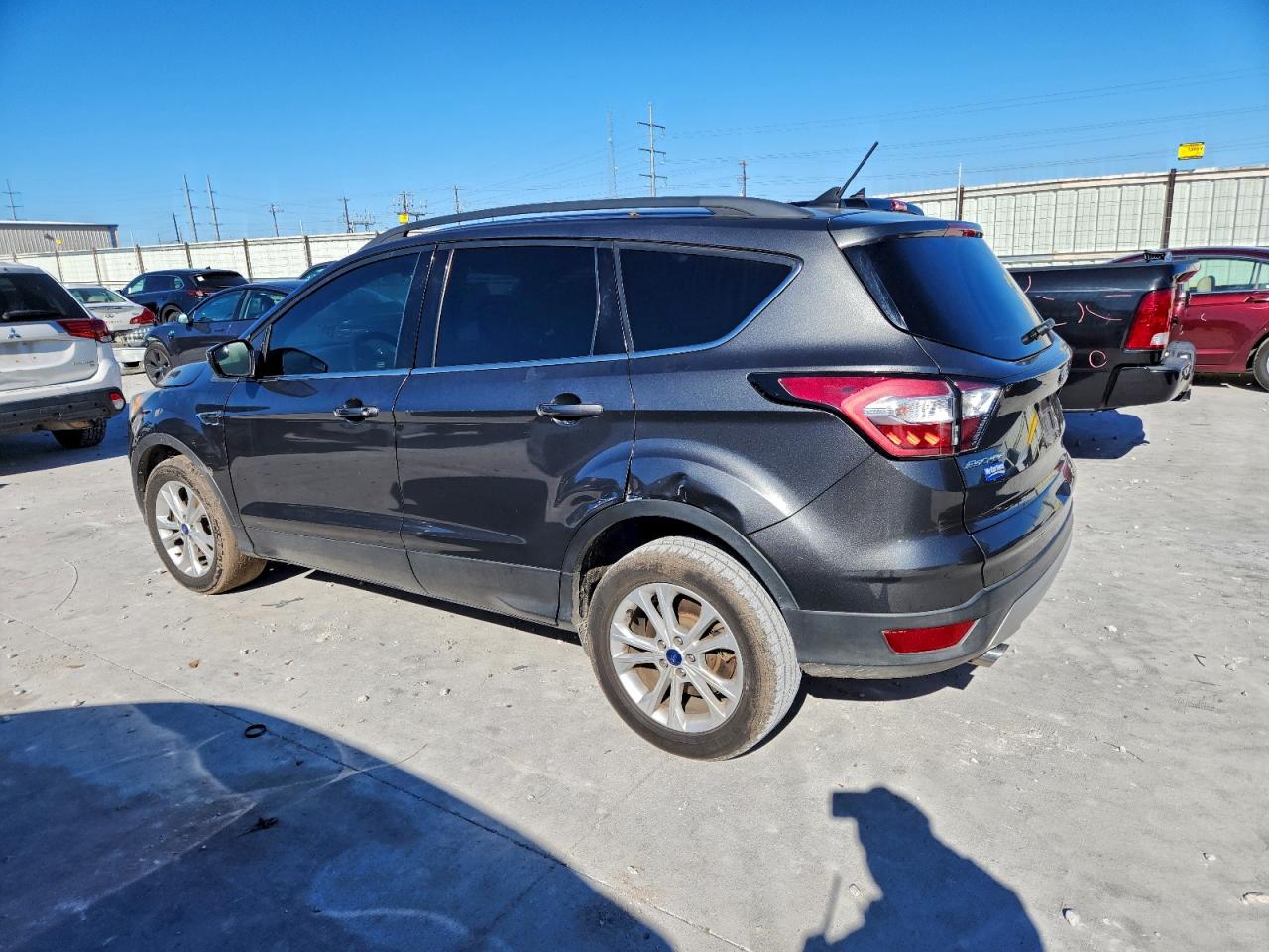 FORD ESCAPE SE