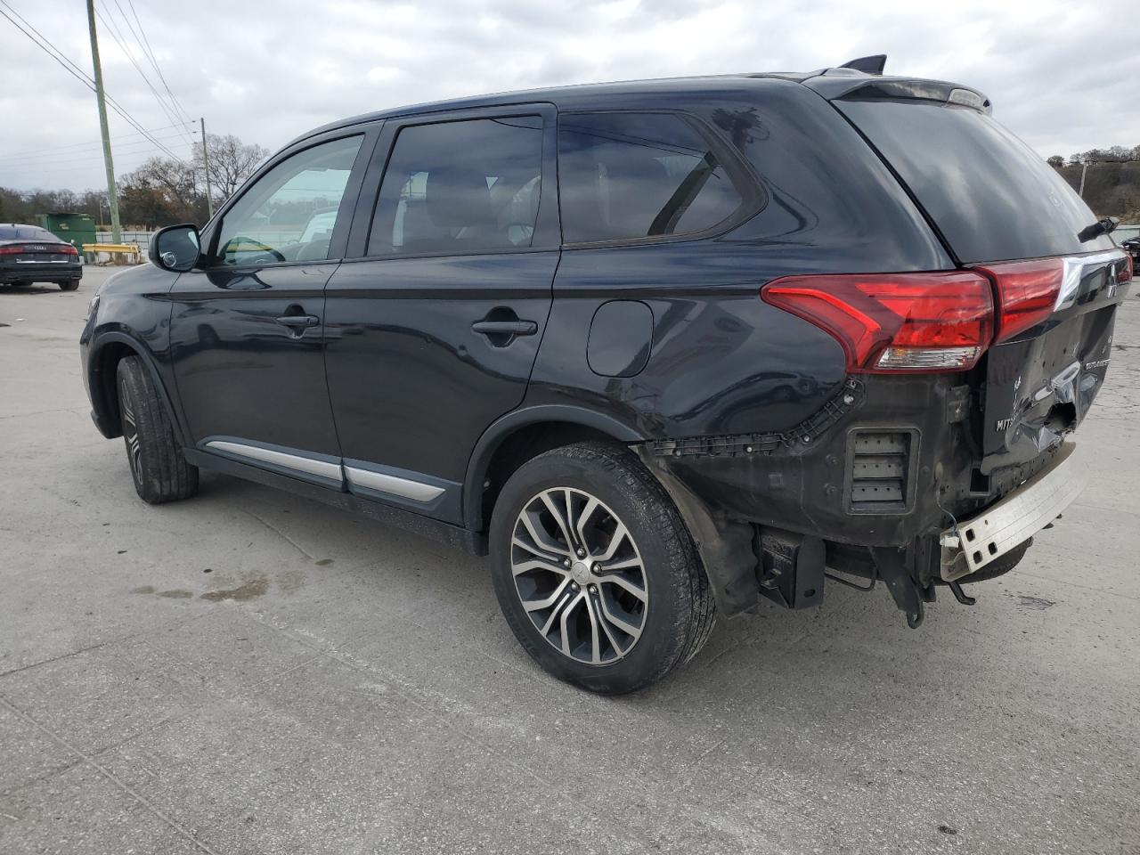 MITSUBISHI OUTLANDER ES