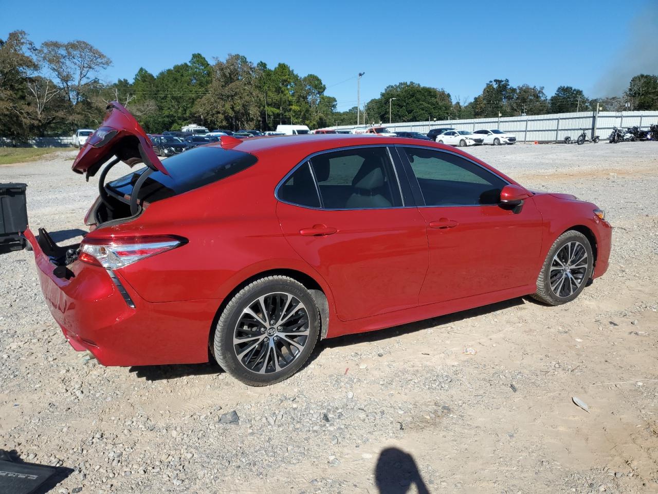 TOYOTA CAMRY SE