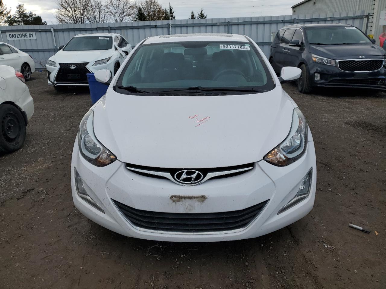 HYUNDAI ELANTRA SE