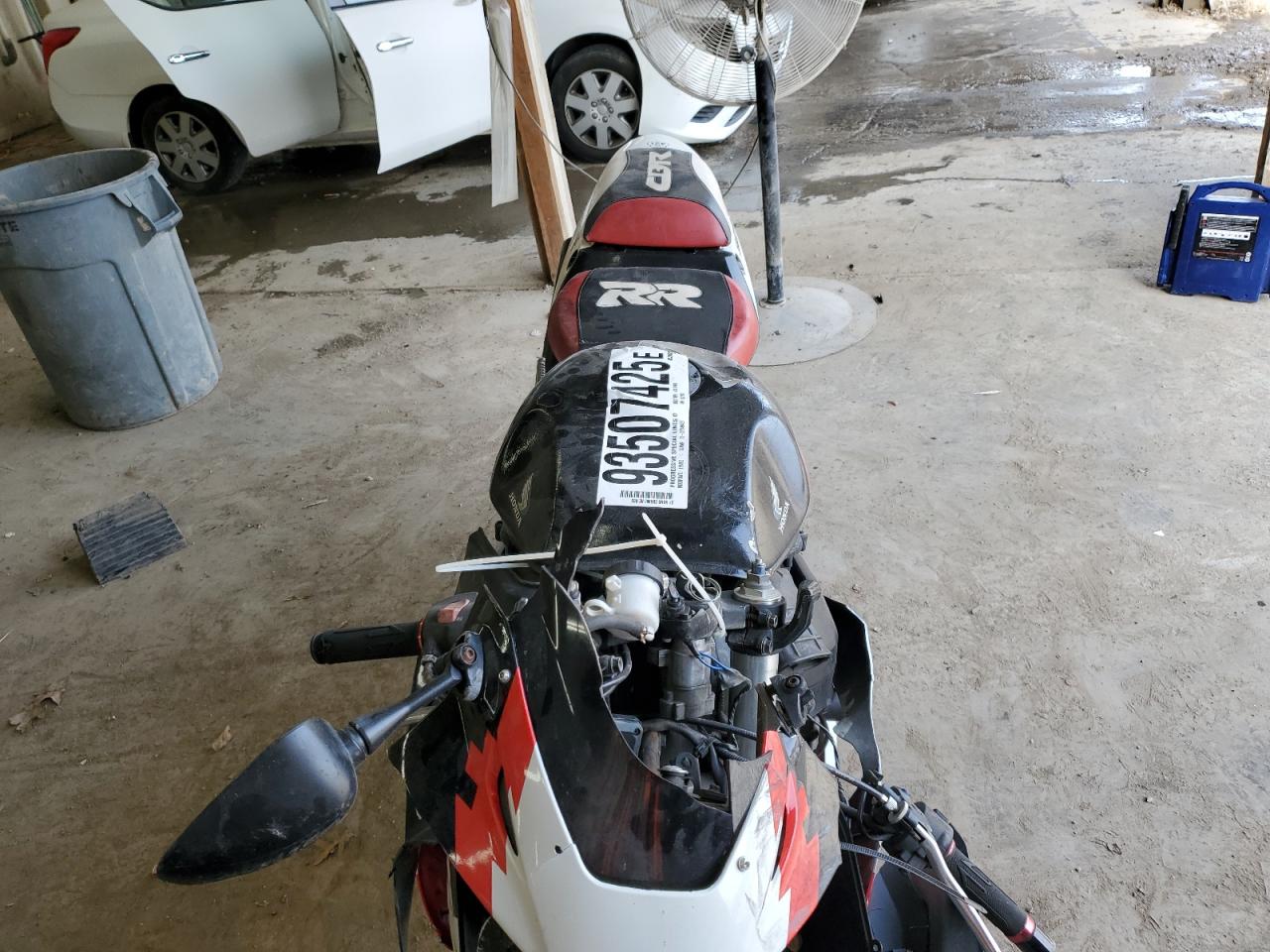 Lot #3301809330 2001 HONDA CBR900 RE