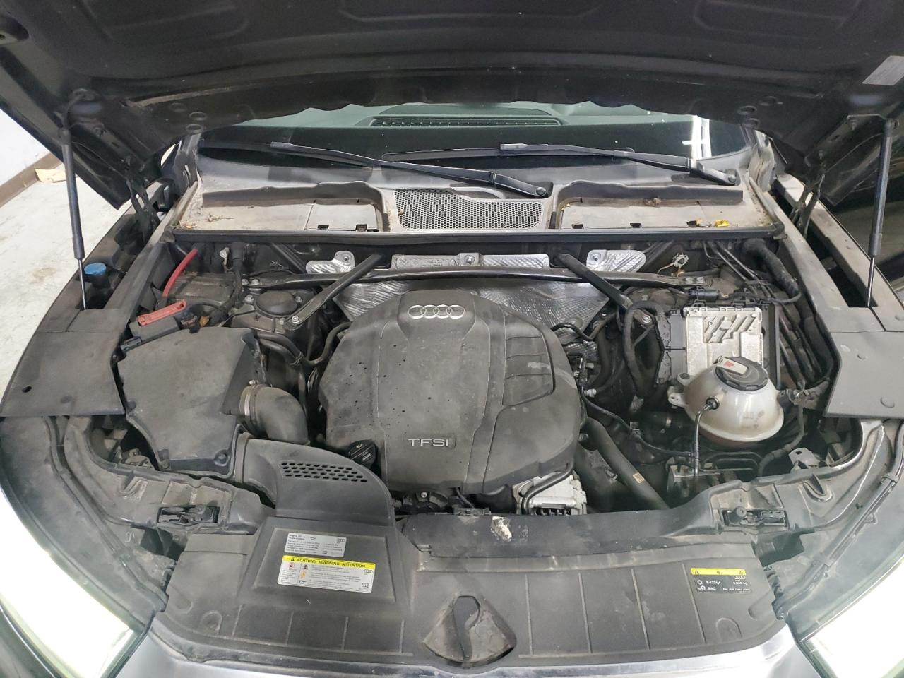 AUDI Q5 PREMIUM PLUS