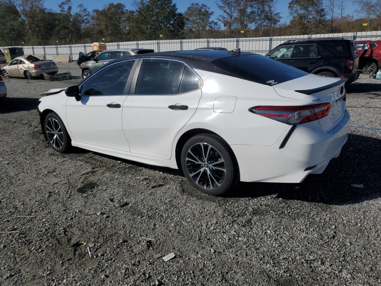 TOYOTA CAMRY L