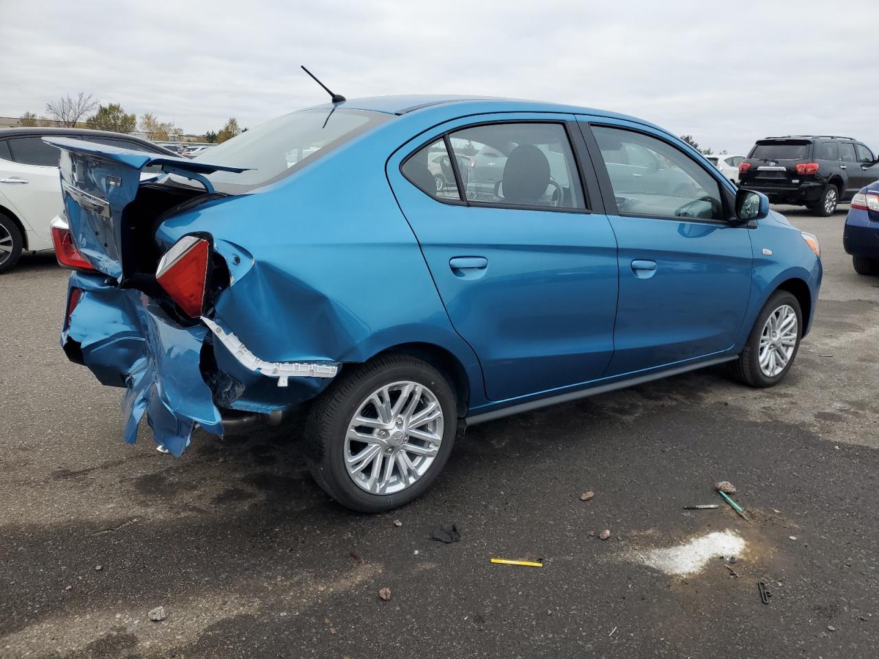 MITSUBISHI MIRAGE G4 ES