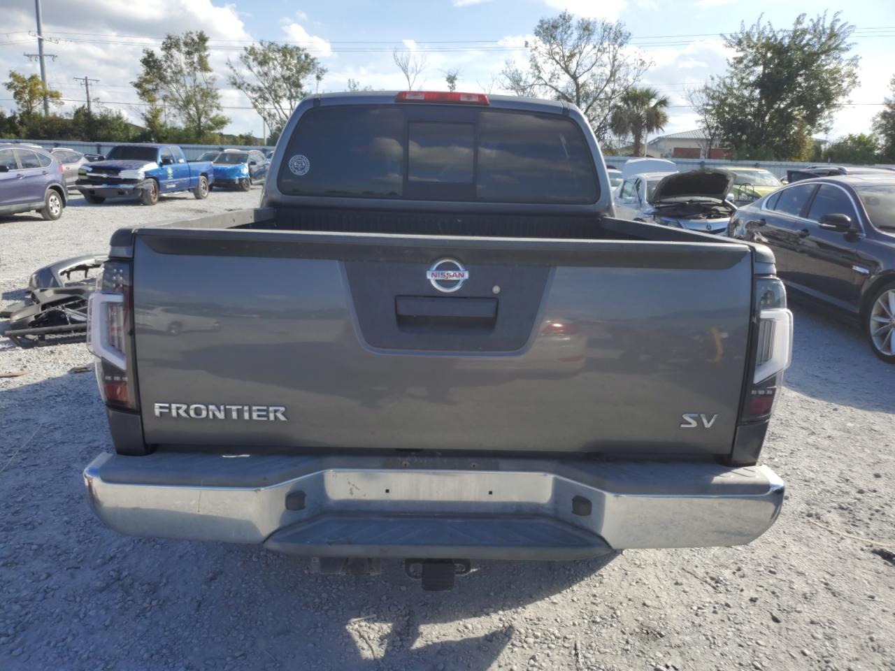 NISSAN FRONTIER S