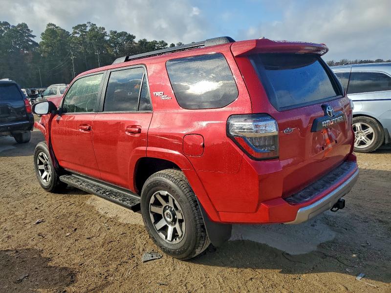 2024 TOYOTA 4RUNNER SR #3303898727