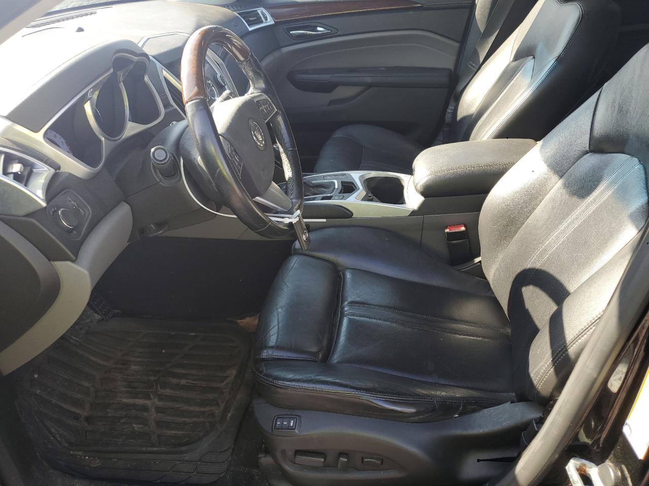 CADILLAC SRX LUXURY COLLECTION