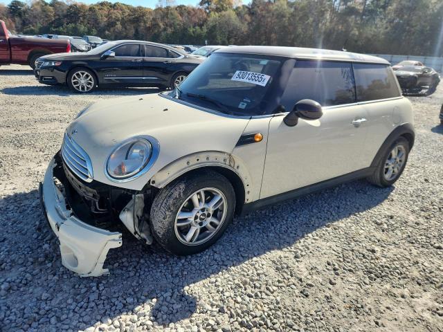 Global Auto Auctions: 2013 MINI COOPER
