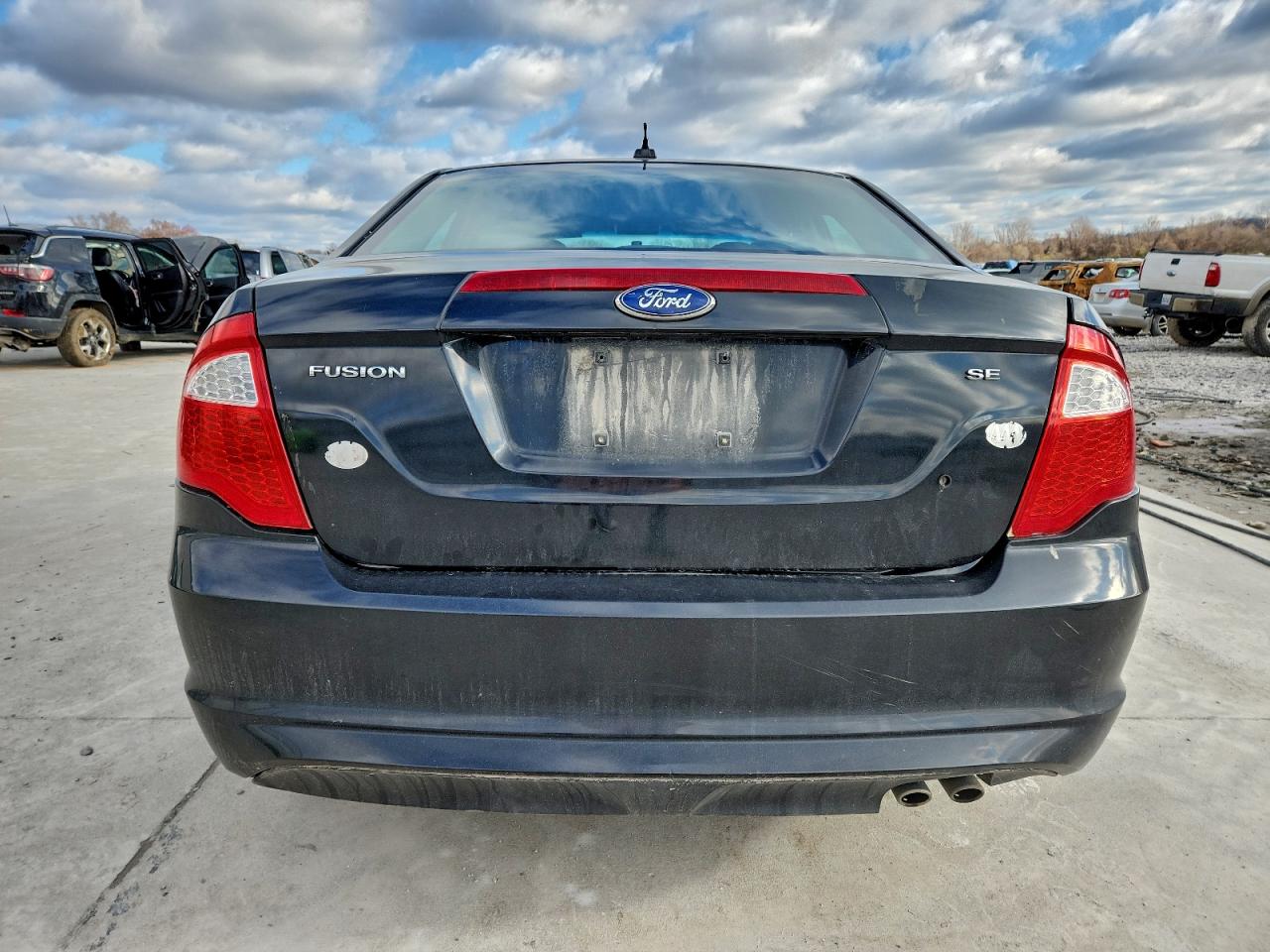 FORD FUSION SE