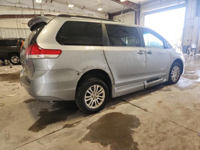 2013 TOYOTA SIENNA XLE #3317014227