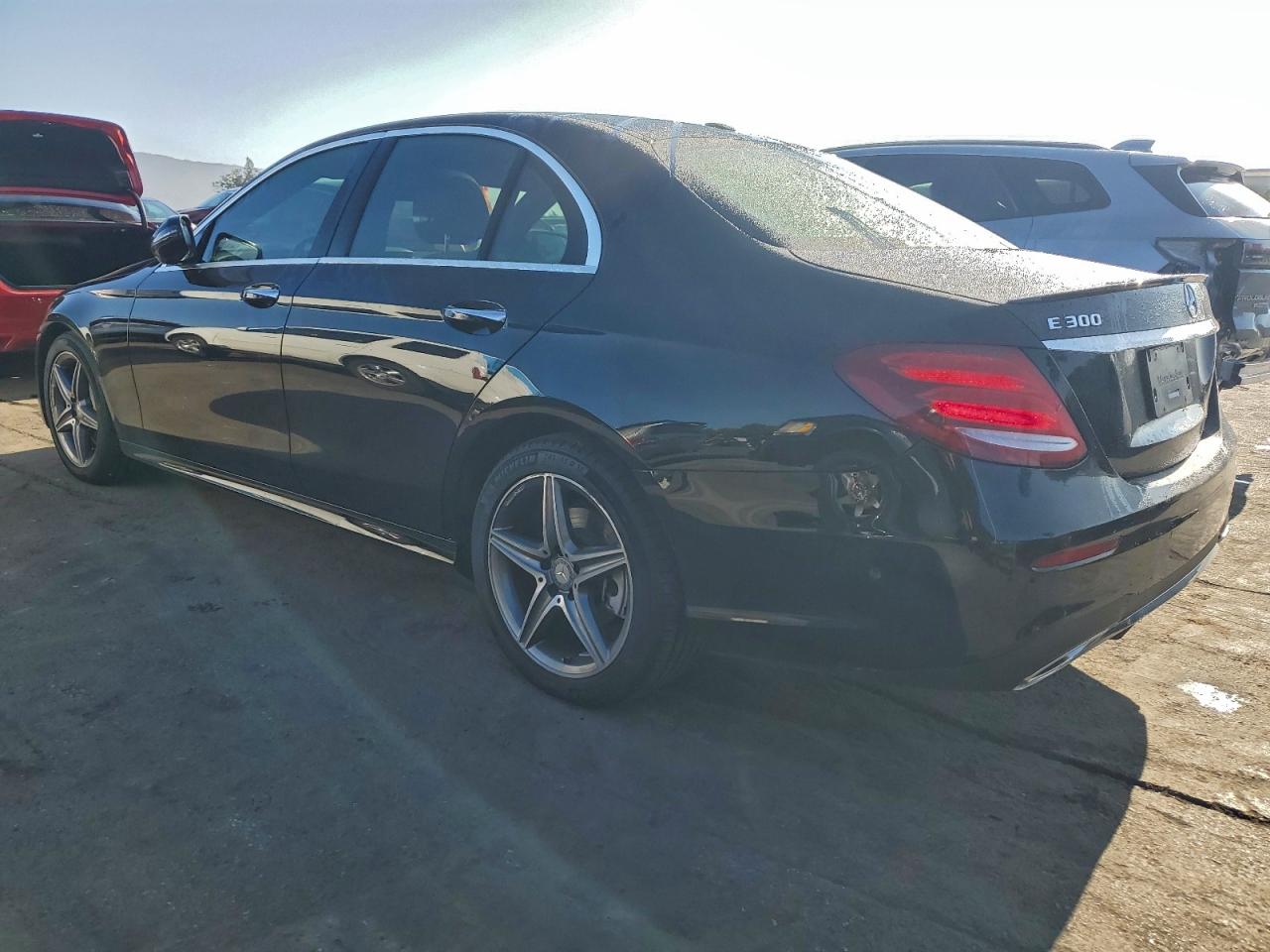 MERCEDES-BENZ E-CLASS 300