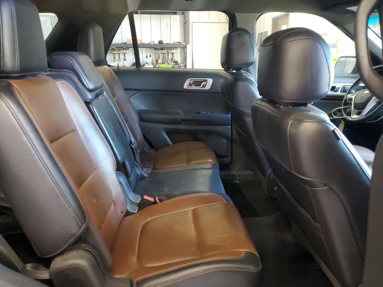 FORD EXPLORER LIMITED