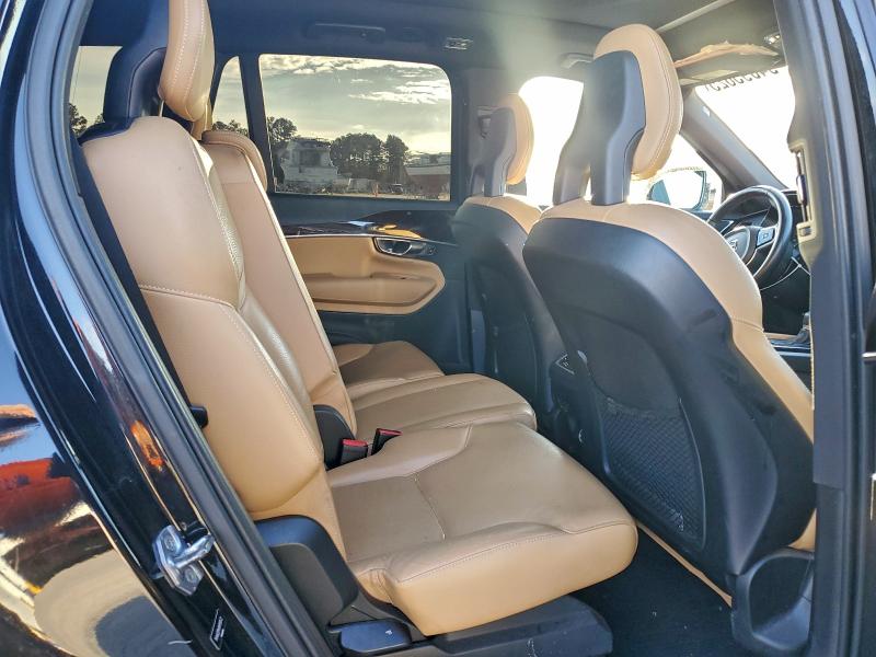 2017 VOLVO XC90 T6 #3304629938