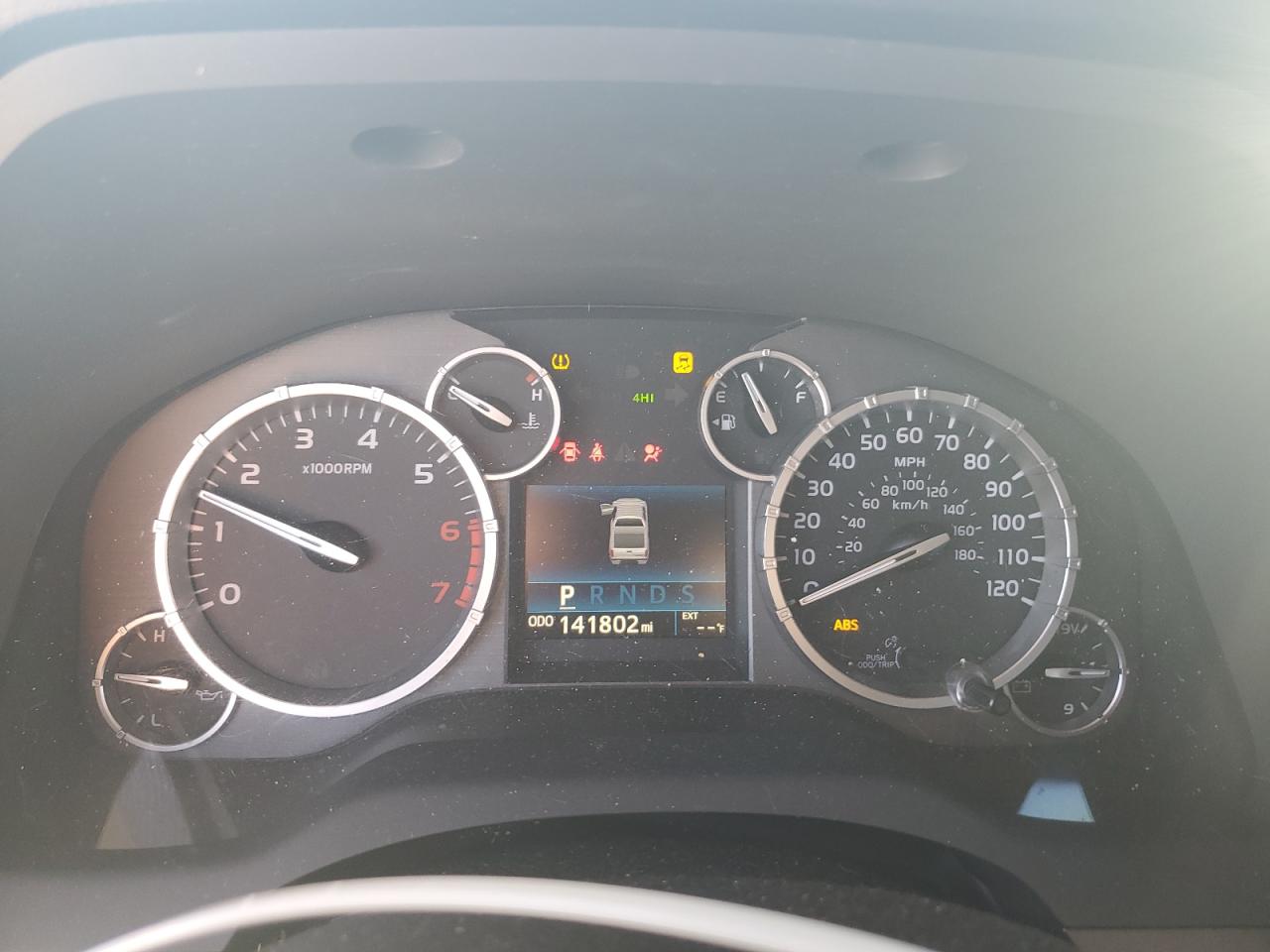 TOYOTA TUNDRA CREWMAX SR5