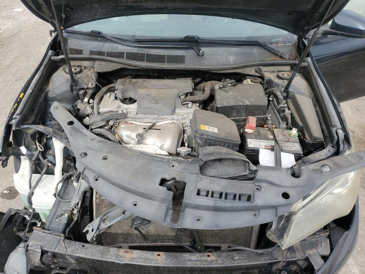 Lot #3302729081 2017 TOYOTA CAMRY LE