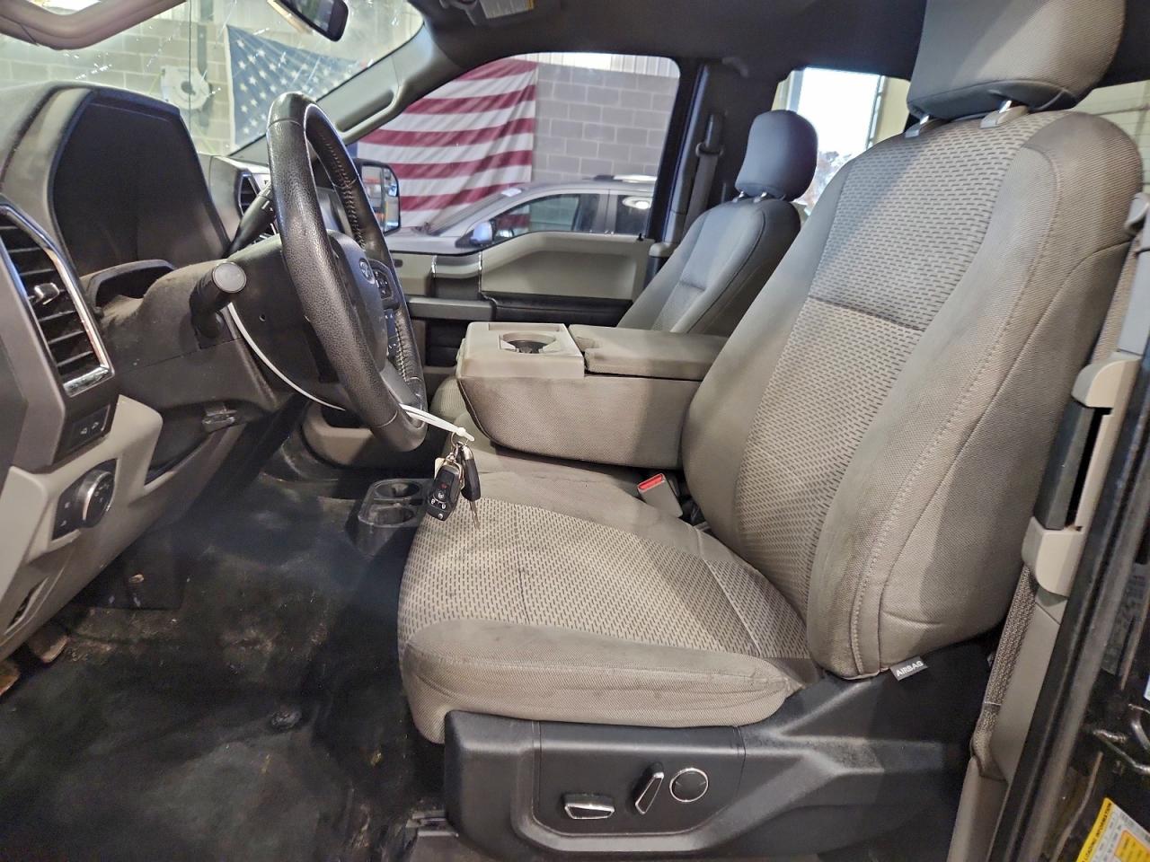 FORD F-150 SUPER CAB