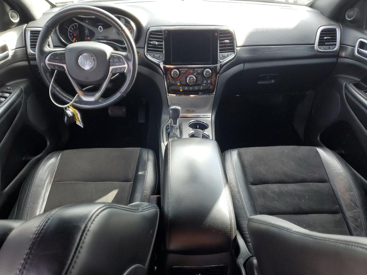 JEEP GRAND CHEROKEE LAREDO