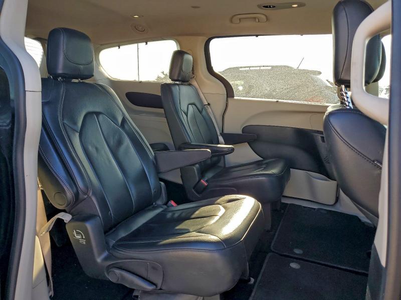 2017 CHRYSLER PACIFICA T #3296333409