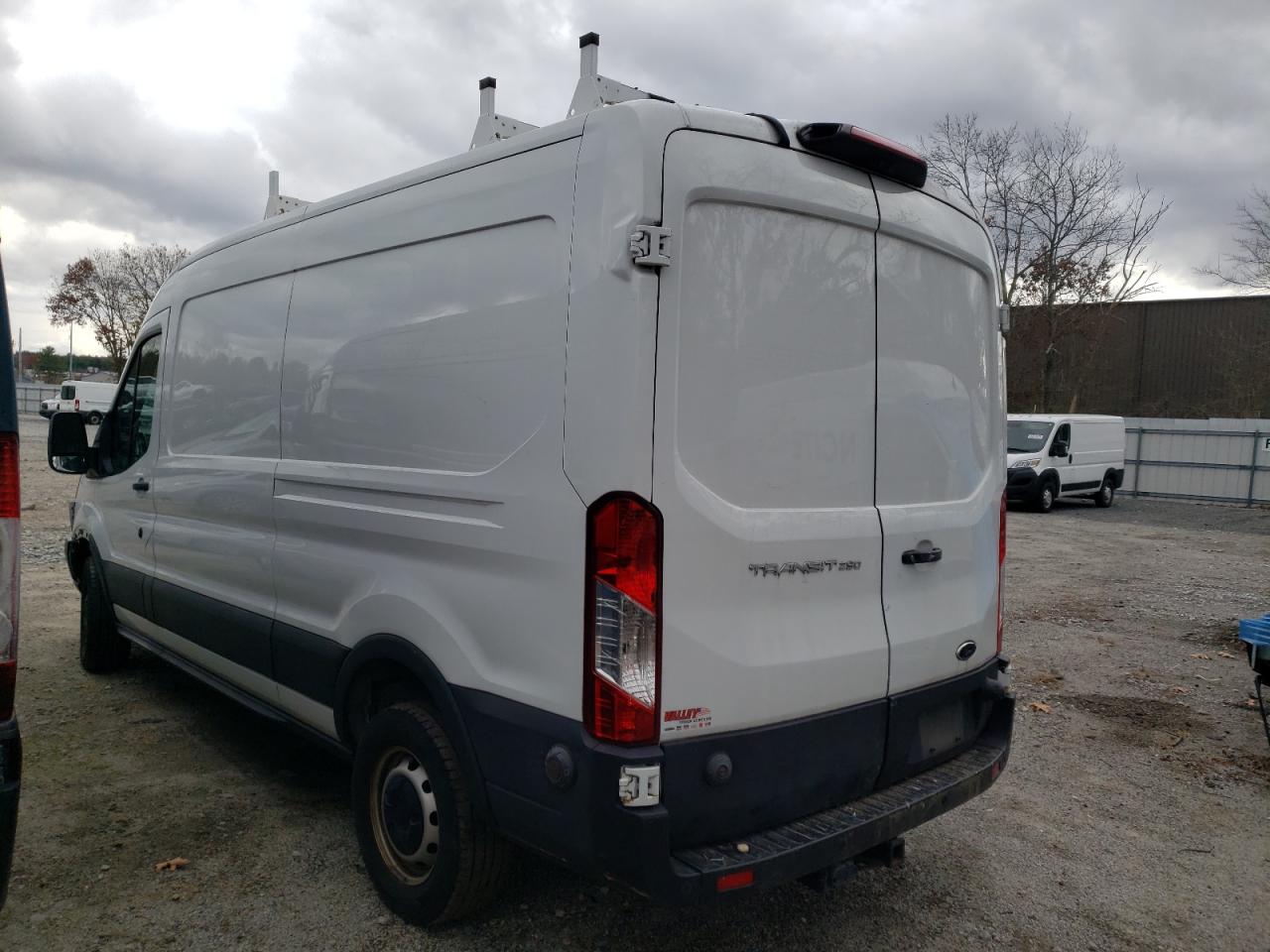 FORD TRANSIT T-250