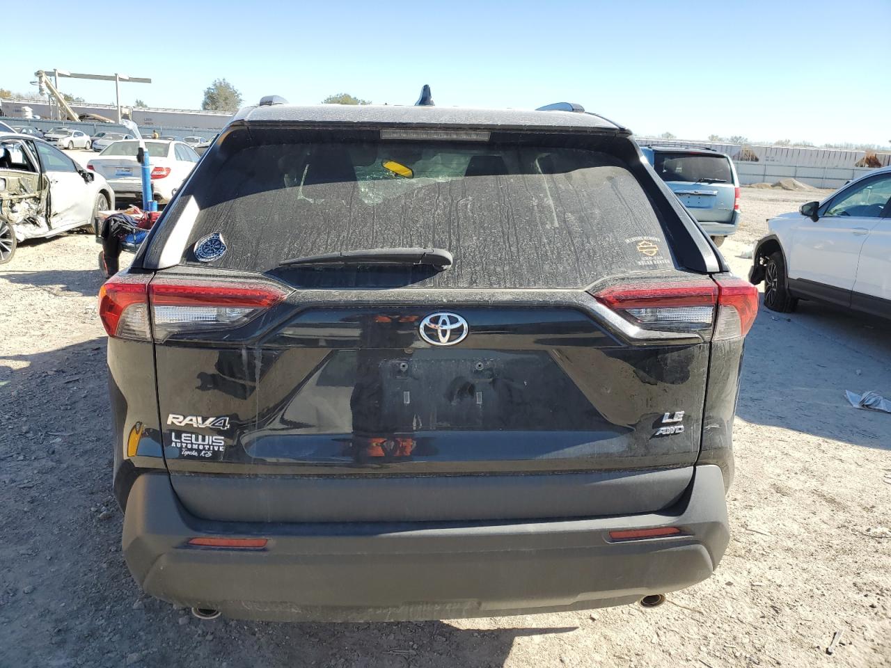 TOYOTA RAV4 LE