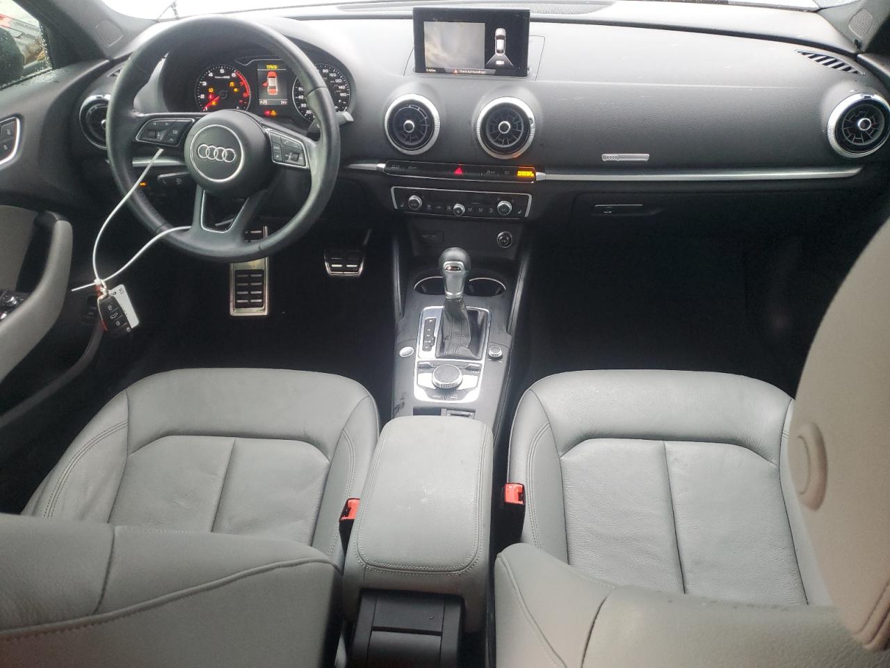 AUDI A3 PREMIUM