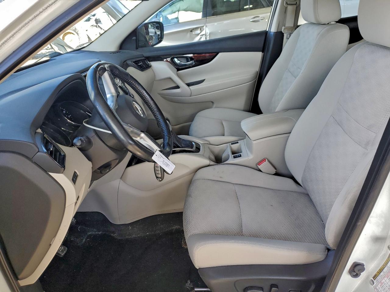 NISSAN ROGUE SPORT SV