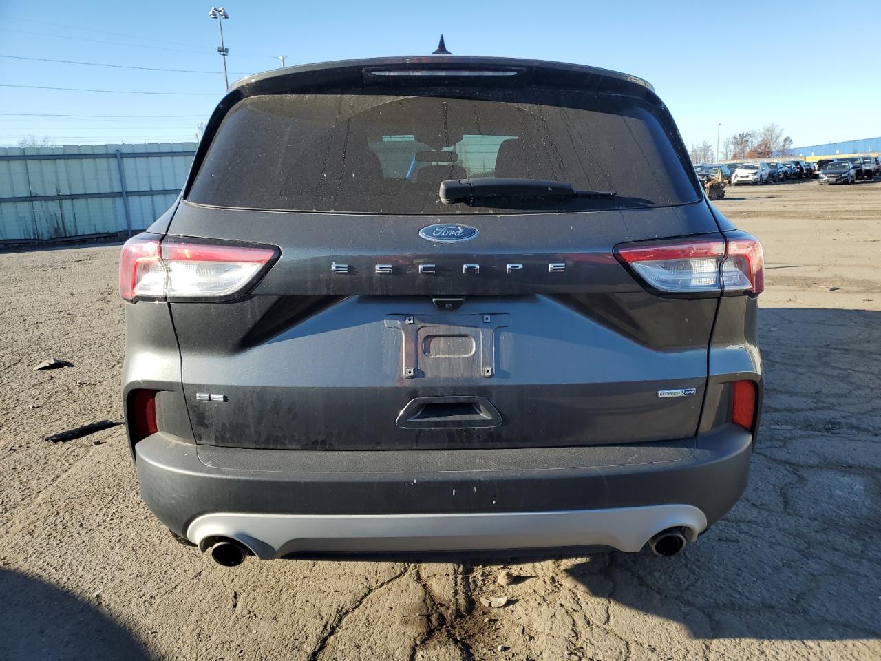 FORD ESCAPE SE