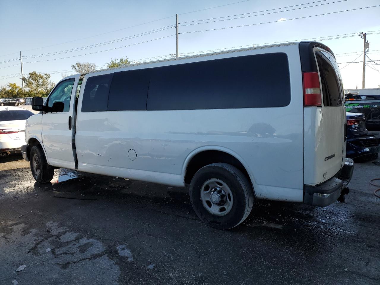 CHEVROLET EXPRESS LT