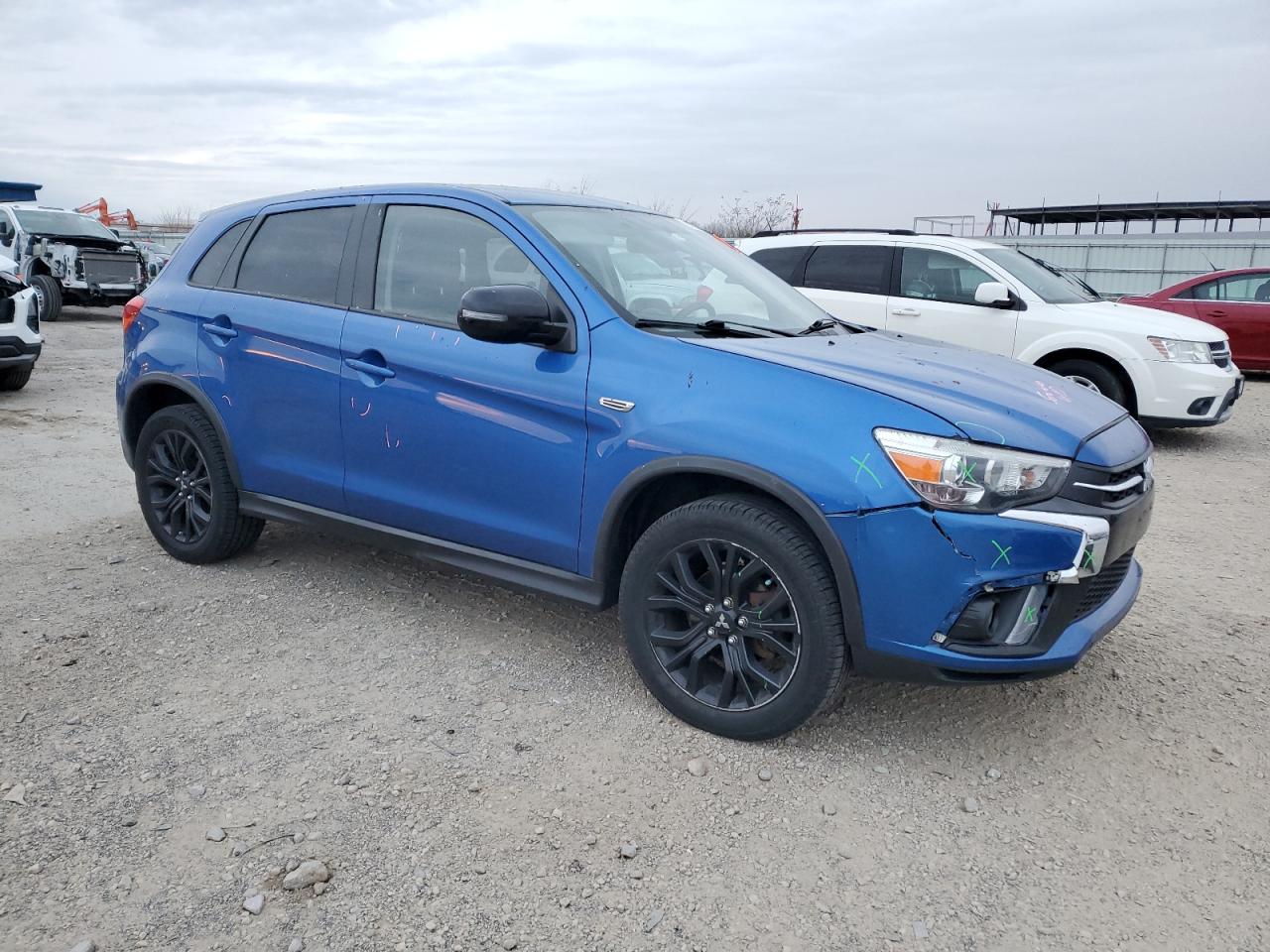 MITSUBISHI OUTLANDER ES