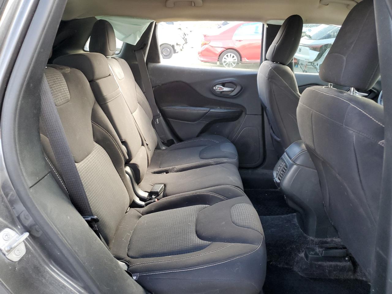 JEEP GRAND CHEROKEE LATITUDE