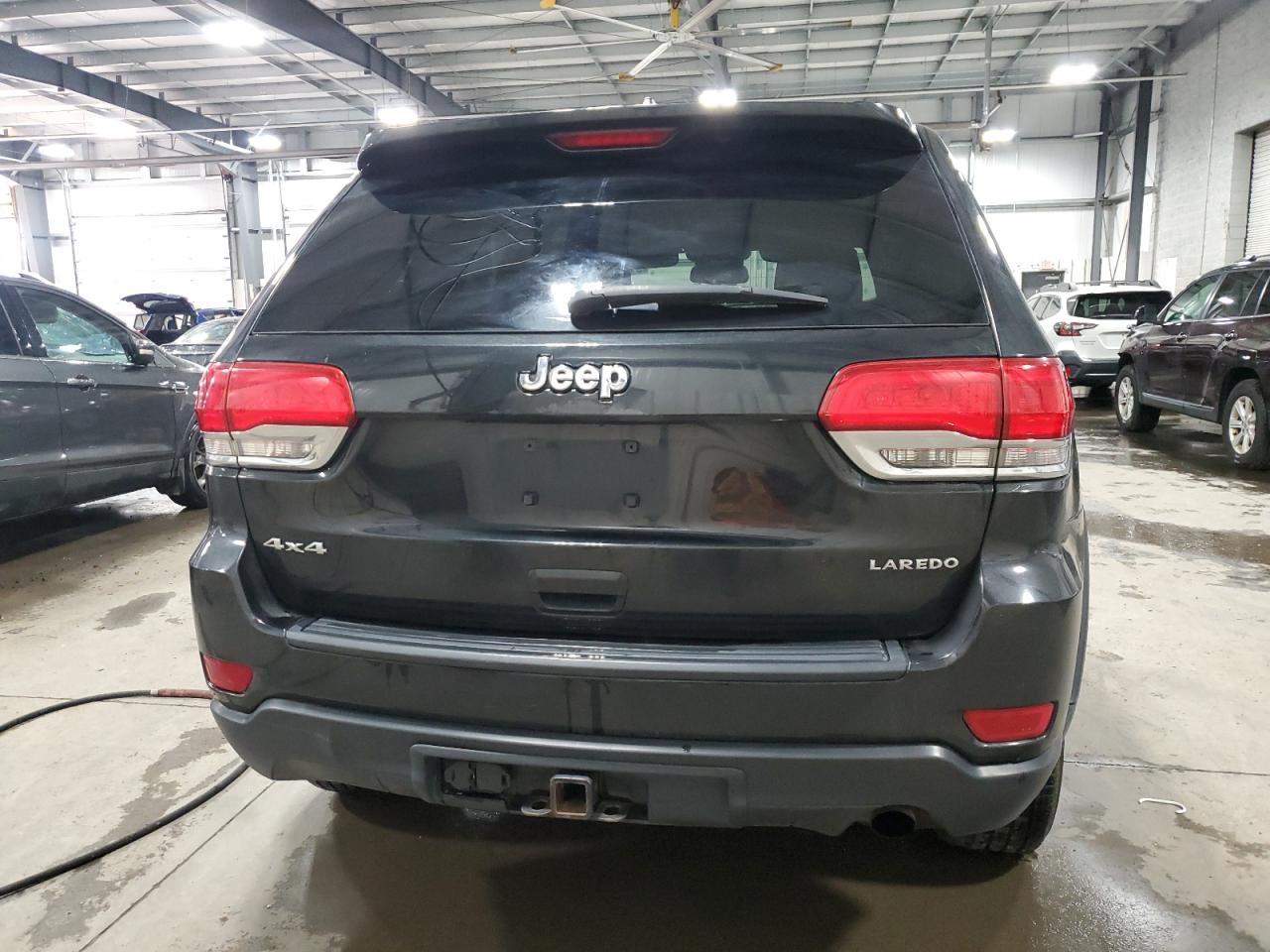 JEEP GRAND CHEROKEE LAREDO