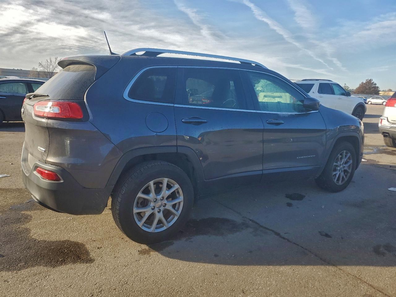 JEEP GRAND CHEROKEE LATITUDE