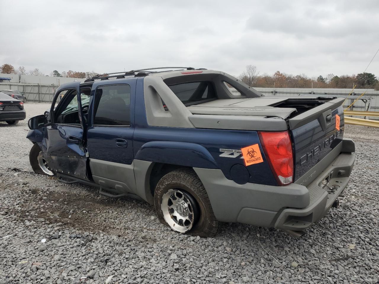 Lot #3311702250 2002 CHEVROLET AVALANCHE