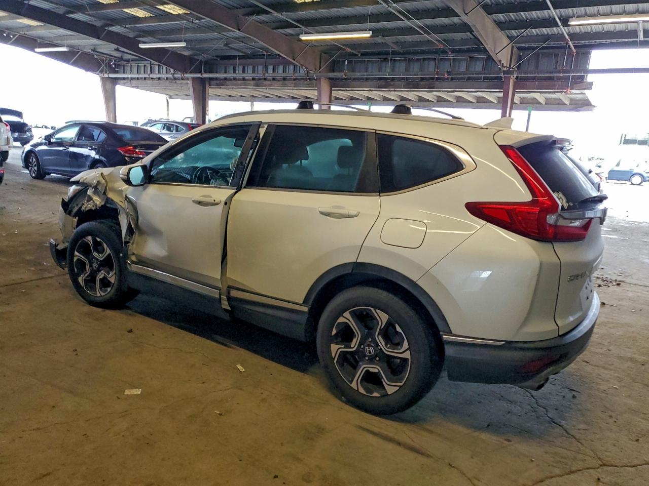 Lot #3309612554 2017 HONDA CR-V TOURI